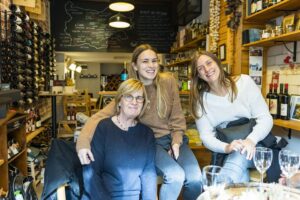 sofia-food-and-wine-tour-happy-customers