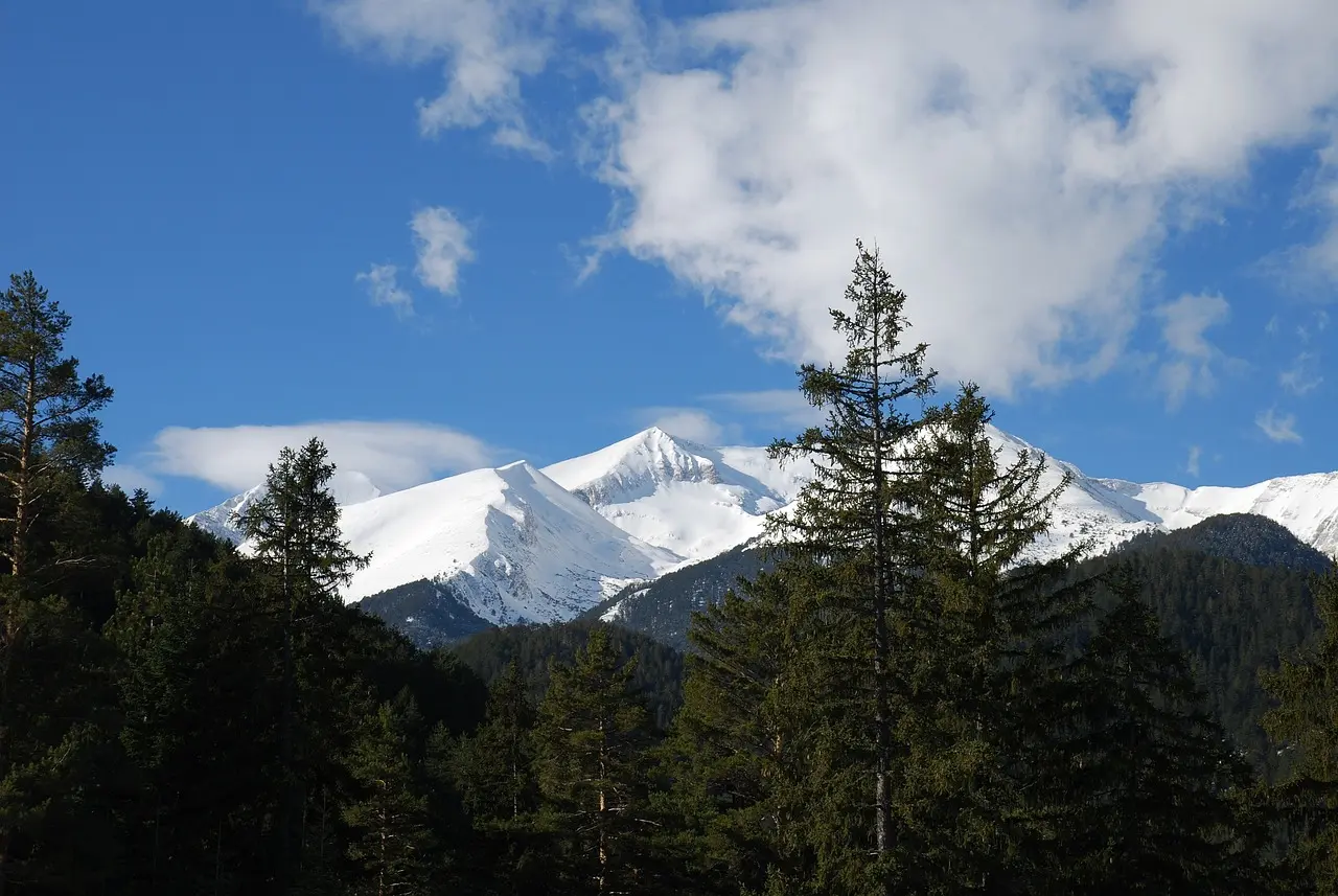 snowy-bulgarian-mountains
